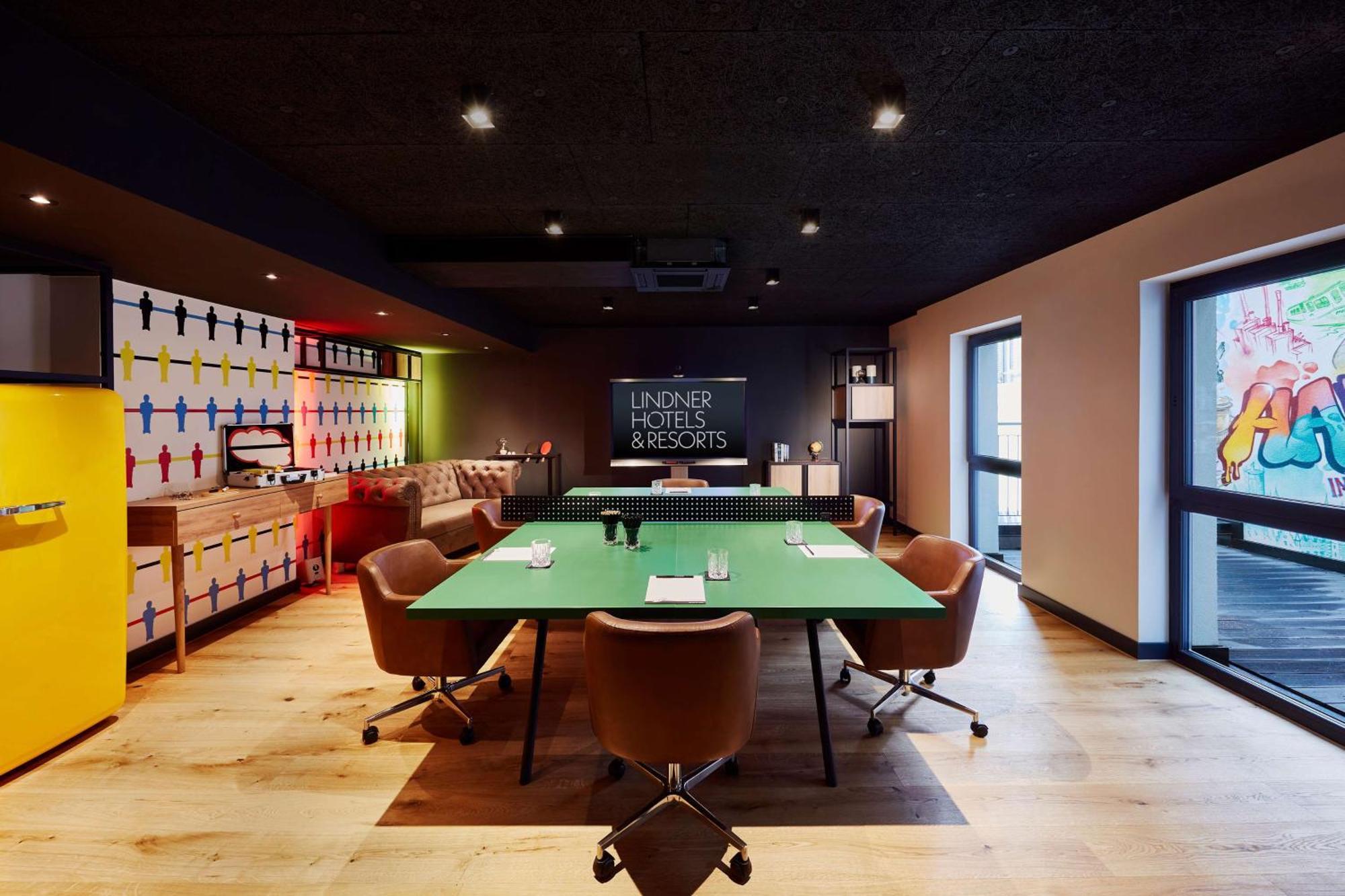 Hotel Me And Hanover, By Hyatt 4*